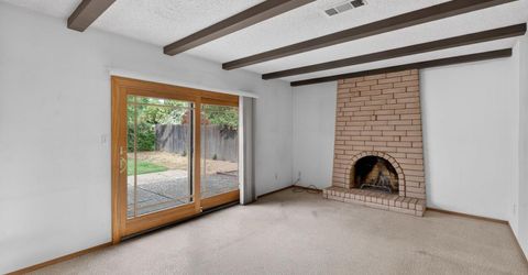 49 Waterglen Cir, Sacramento, CA 95826 Photo