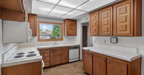 49 Waterglen Cir, Sacramento, CA 95826 Photo