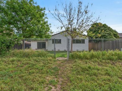 49 Waterglen Cir, Sacramento, CA 95826 Photo