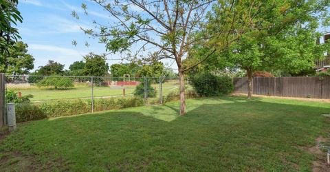 49 Waterglen Cir, Sacramento, CA 95826 Photo