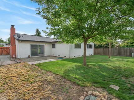49 Waterglen Cir, Sacramento, CA 95826 Photo