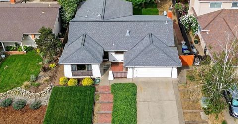 49 Waterglen Cir, Sacramento, CA 95826 Photo