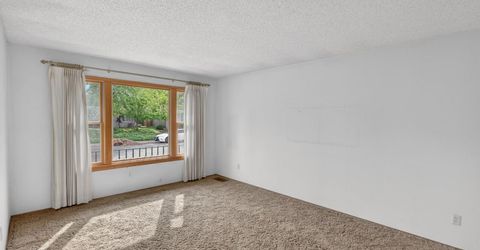 49 Waterglen Cir, Sacramento, CA 95826 Photo