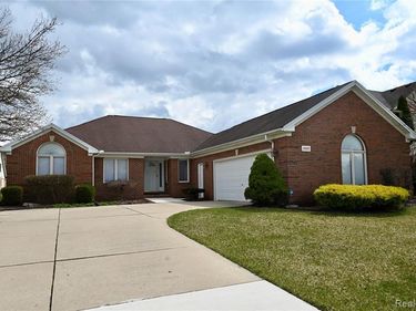 13433 Mulberry Trail, Taylor, MI 48180