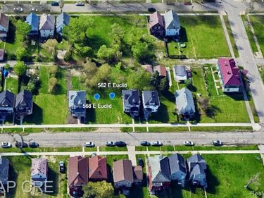 562 E Euclid Street , Detroit, MI 48202