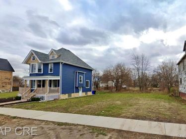 568 E Euclid Street , Detroit, MI 48202