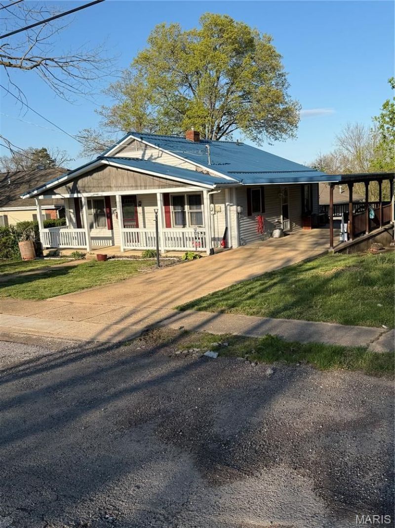 217 Donnelly Street , De Soto, MO 63020 Main Photo