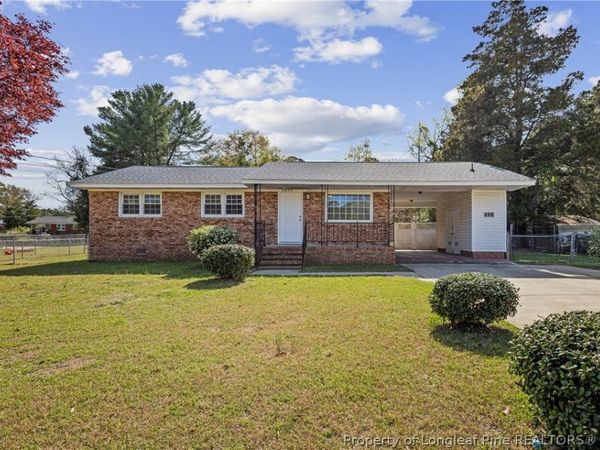 5039 Onslow Street, Fayetteville, NC 28311