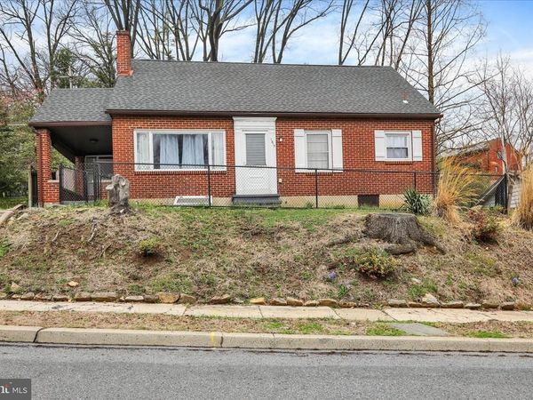 1815 HOLLY ROAD, READING, PA 19602