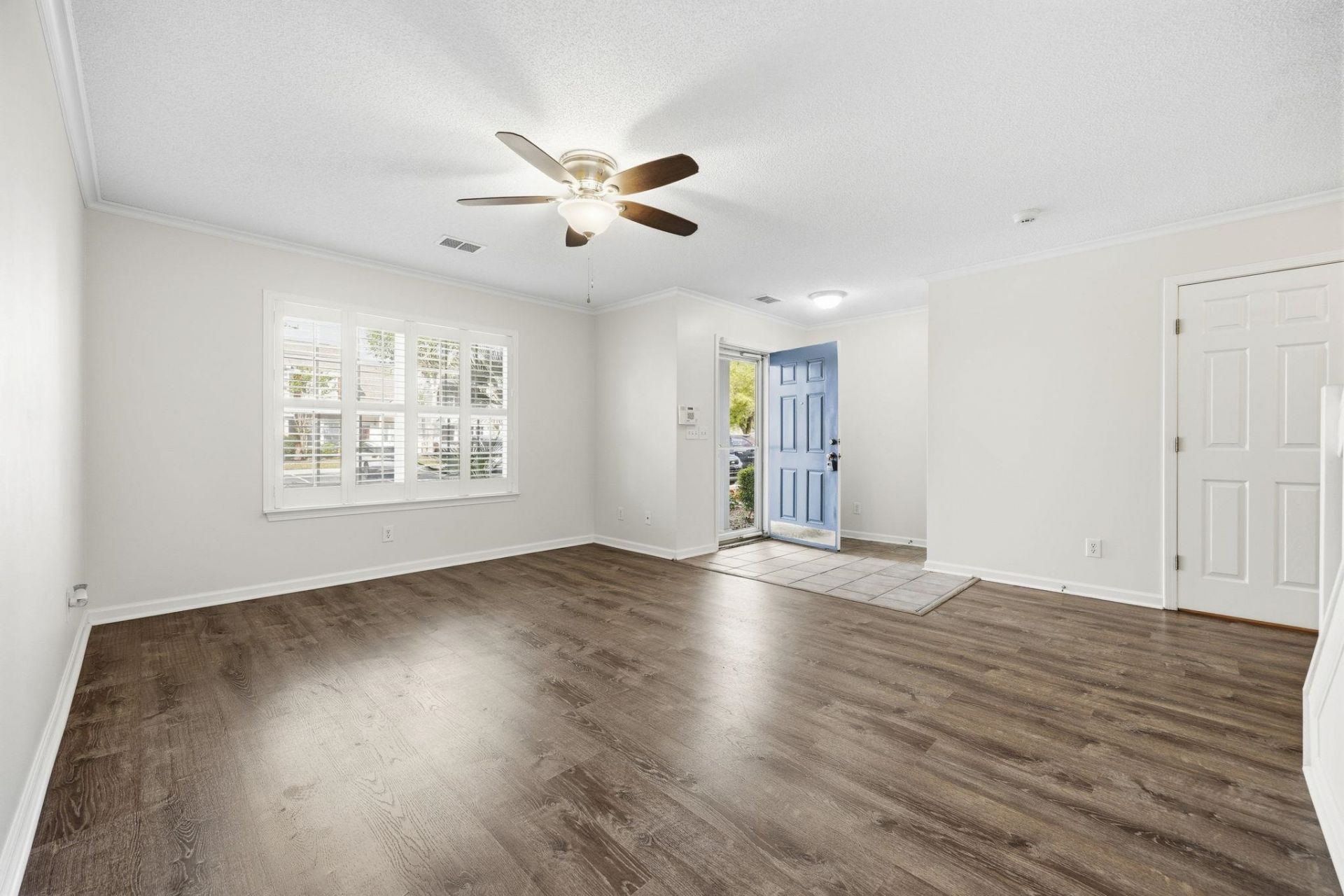 241 Seabert Rd.  Photo 6