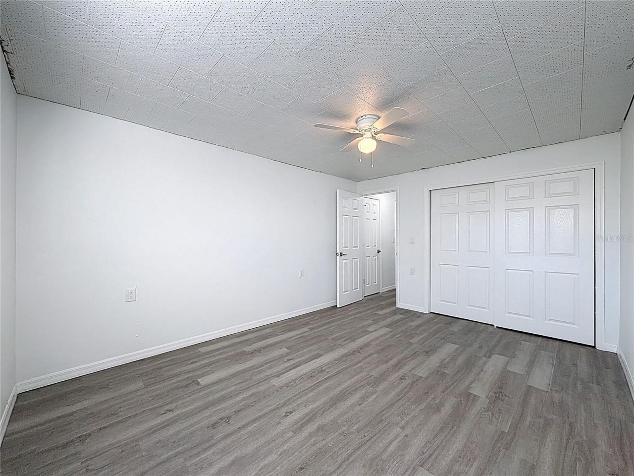 650 E Harbor Drive S, Saint Petersburg, FL 33705 Photo
