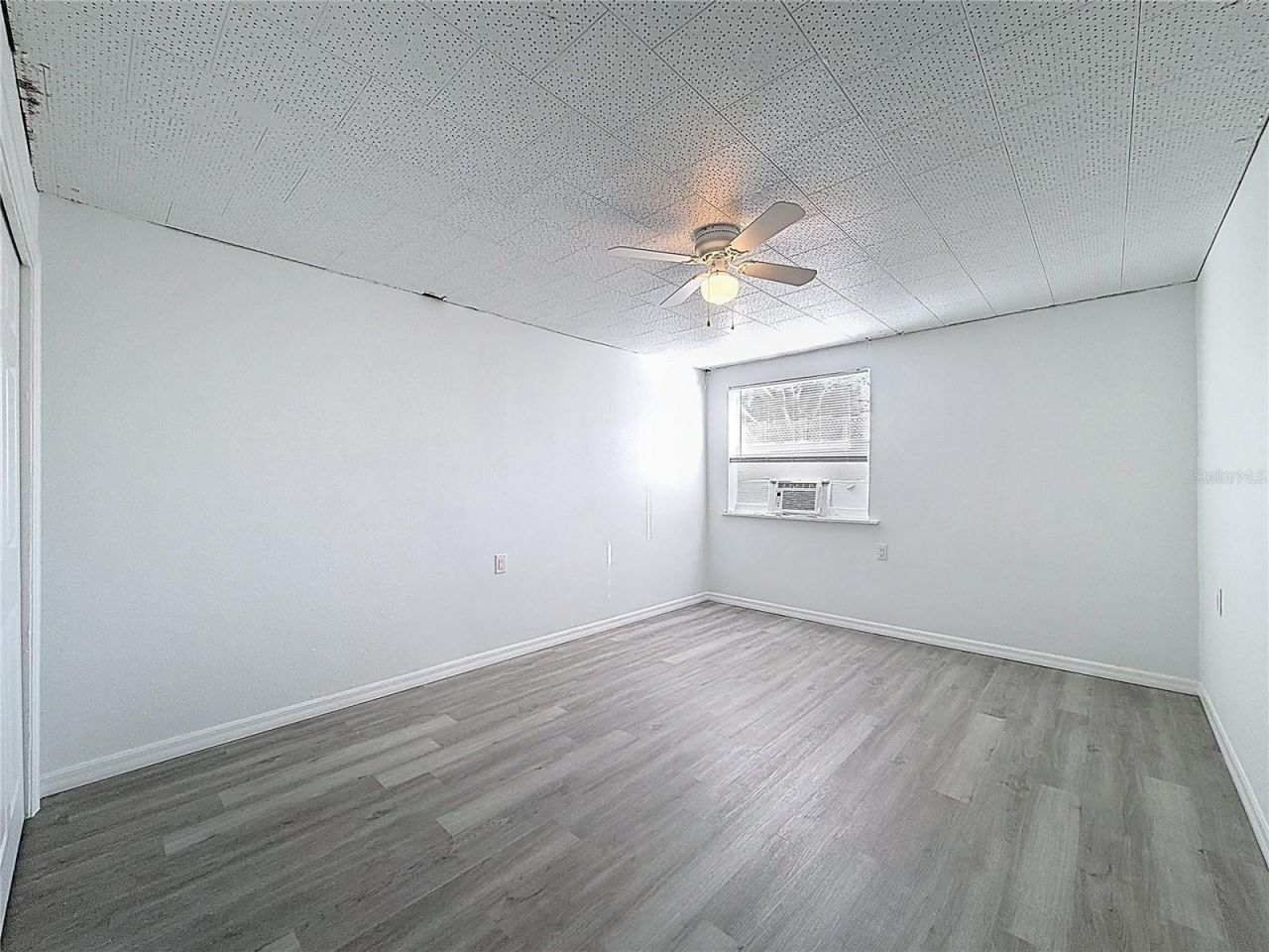 650 E Harbor Drive S, Saint Petersburg, FL 33705 Photo