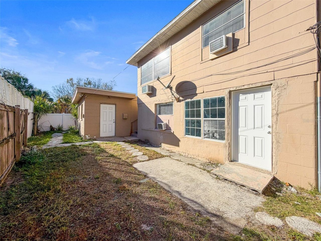 650 E Harbor Drive S, Saint Petersburg, FL 33705 Photo