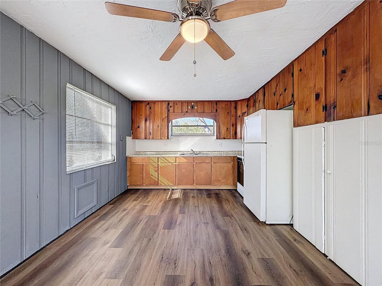 650 E Harbor Drive S, Saint Petersburg, FL 33705 Photo