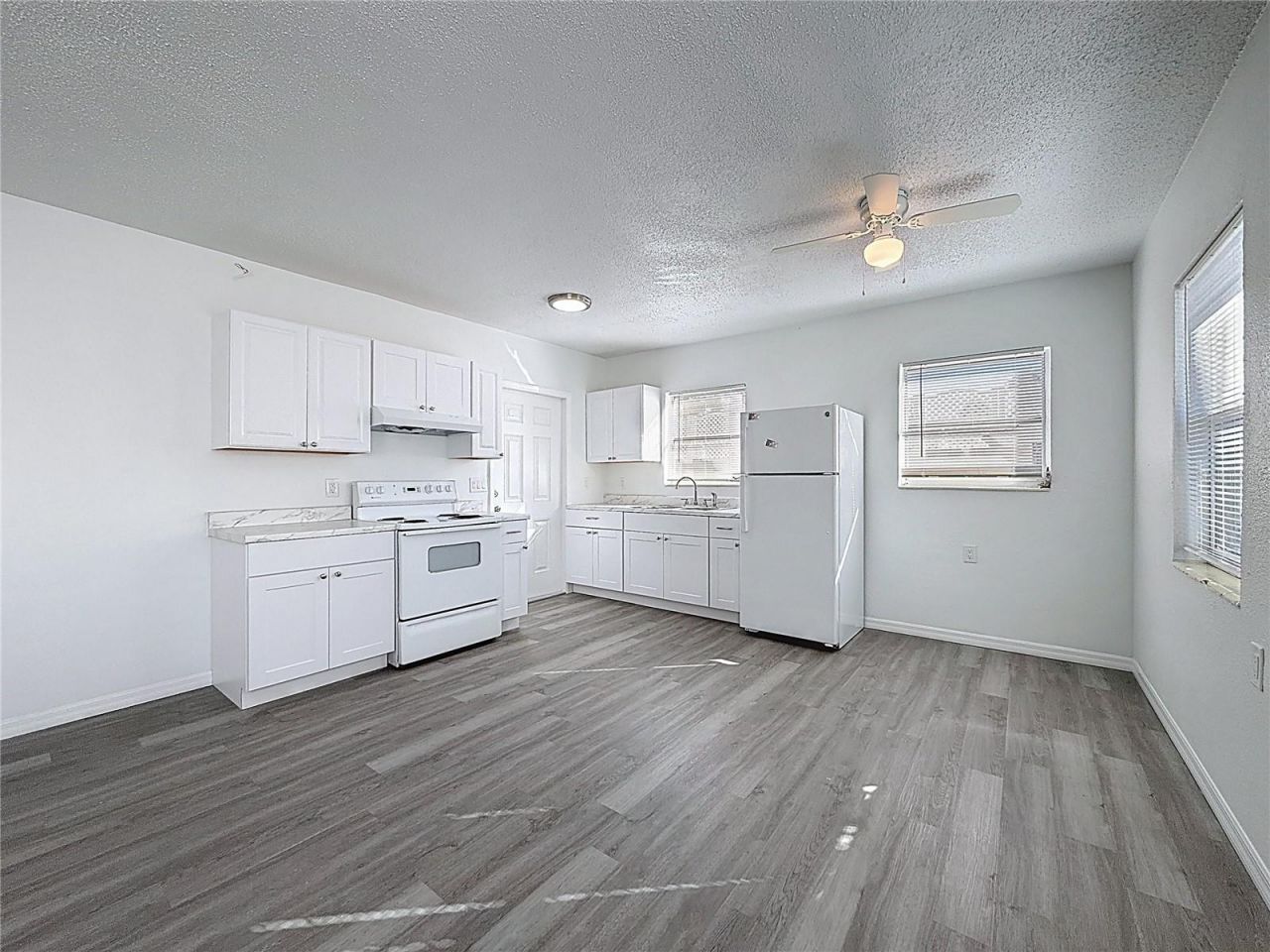 650 E Harbor Drive S, Saint Petersburg, FL 33705 Photo