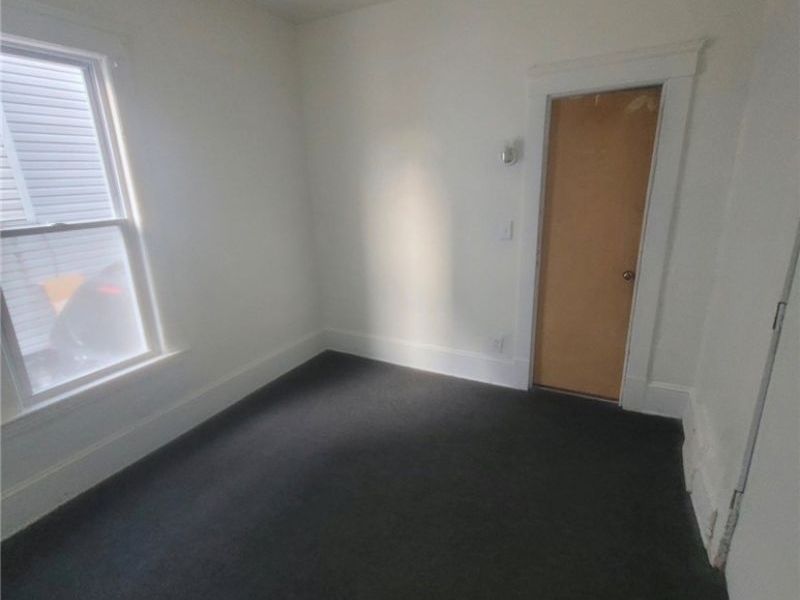 10117 hampden, Cleveland, OH 44108 Photo 4