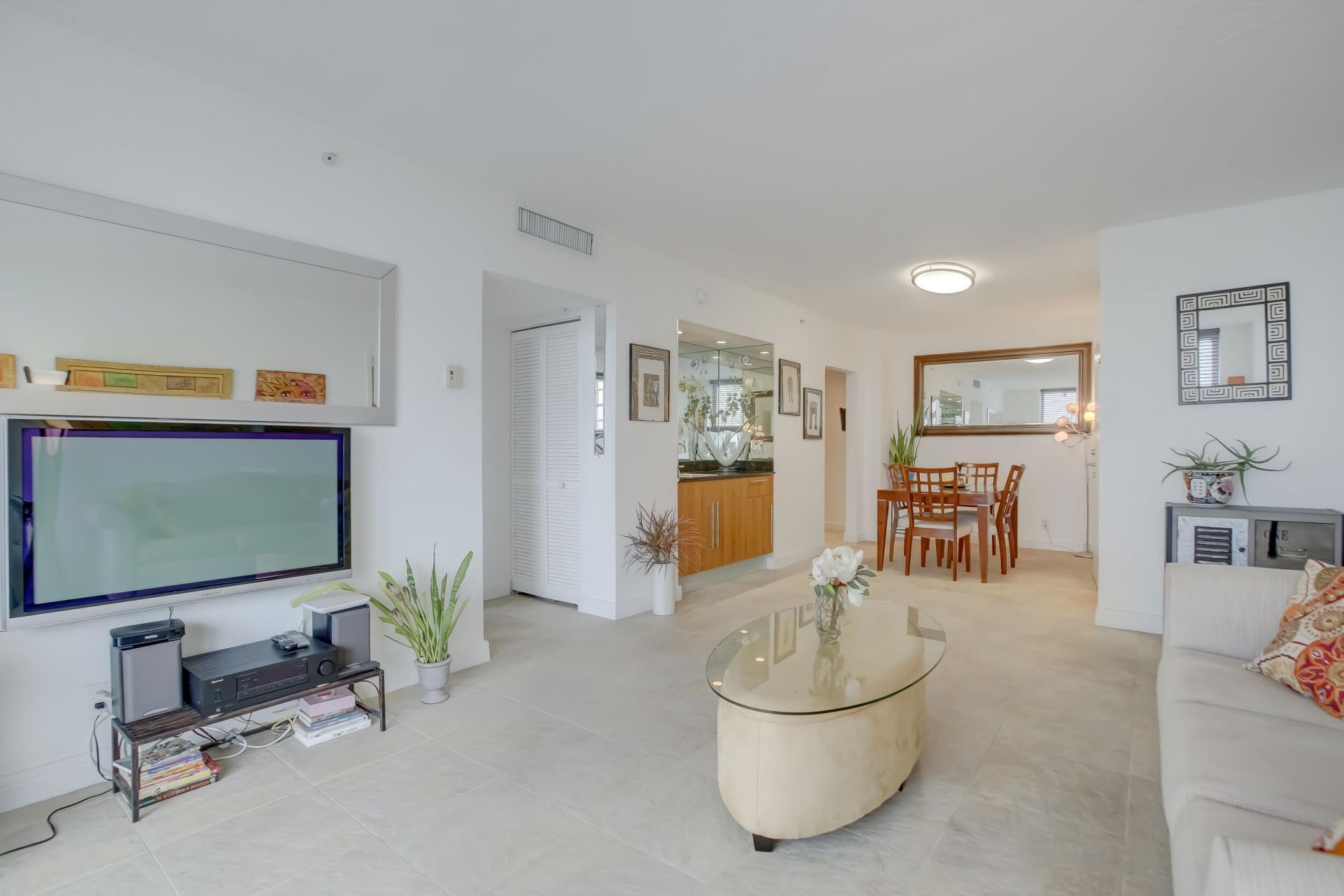 3000 S Ocean Drive, Unit 1100, Hollywood, FL 33019 Photo