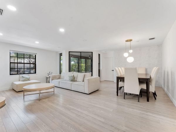 5171 Floria Drive, Unit H, Boynton Beach, FL 33437