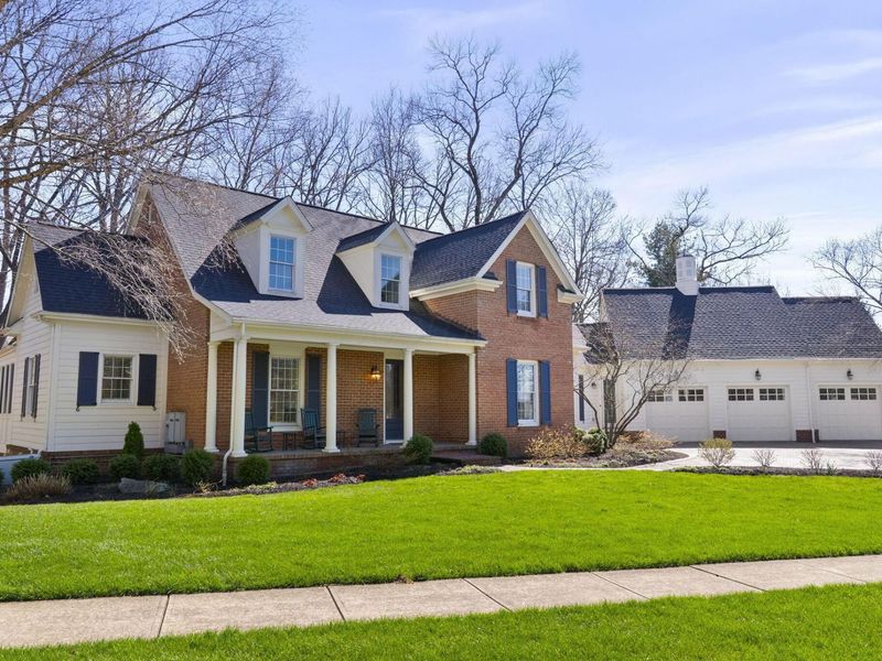 8395 Deep Run, Powell, OH 43065 Photo 2