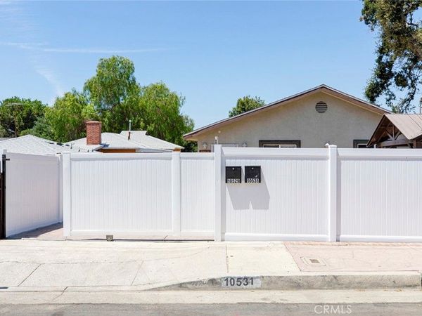 10531 Greenburn Avenue, Sunland, CA 91040