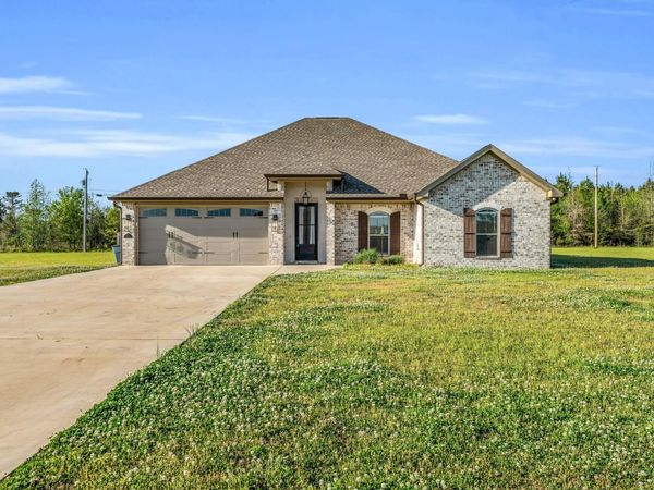 641 Abbey, Caledonia, MS 39740