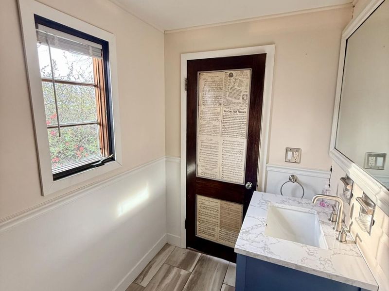 306 W Front Street, Rockford, OH 45882 Photo 8