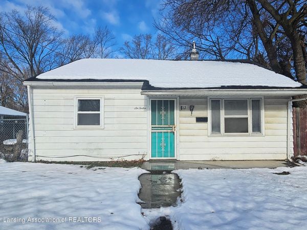 612 W Mount Hope Avenue, Lansing, MI 48910