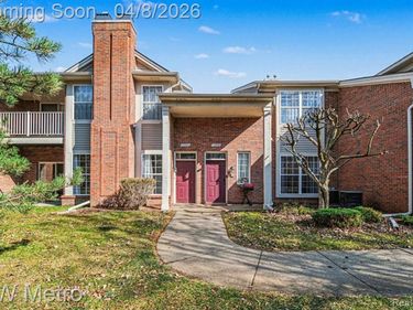 15392 Yale Drive, Clinton Twp, MI 48038