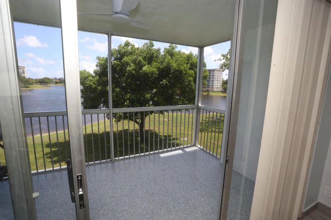 3091 N Course Drive, Unit 303, Pompano Beach, FL 33069 Photo