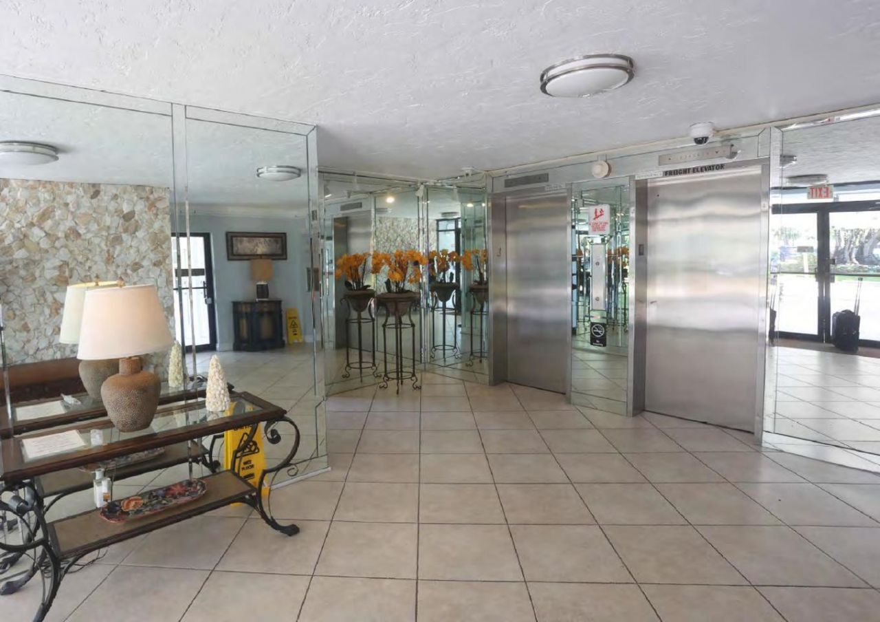 3091 N Course Drive, Unit 303, Pompano Beach, FL 33069 Photo