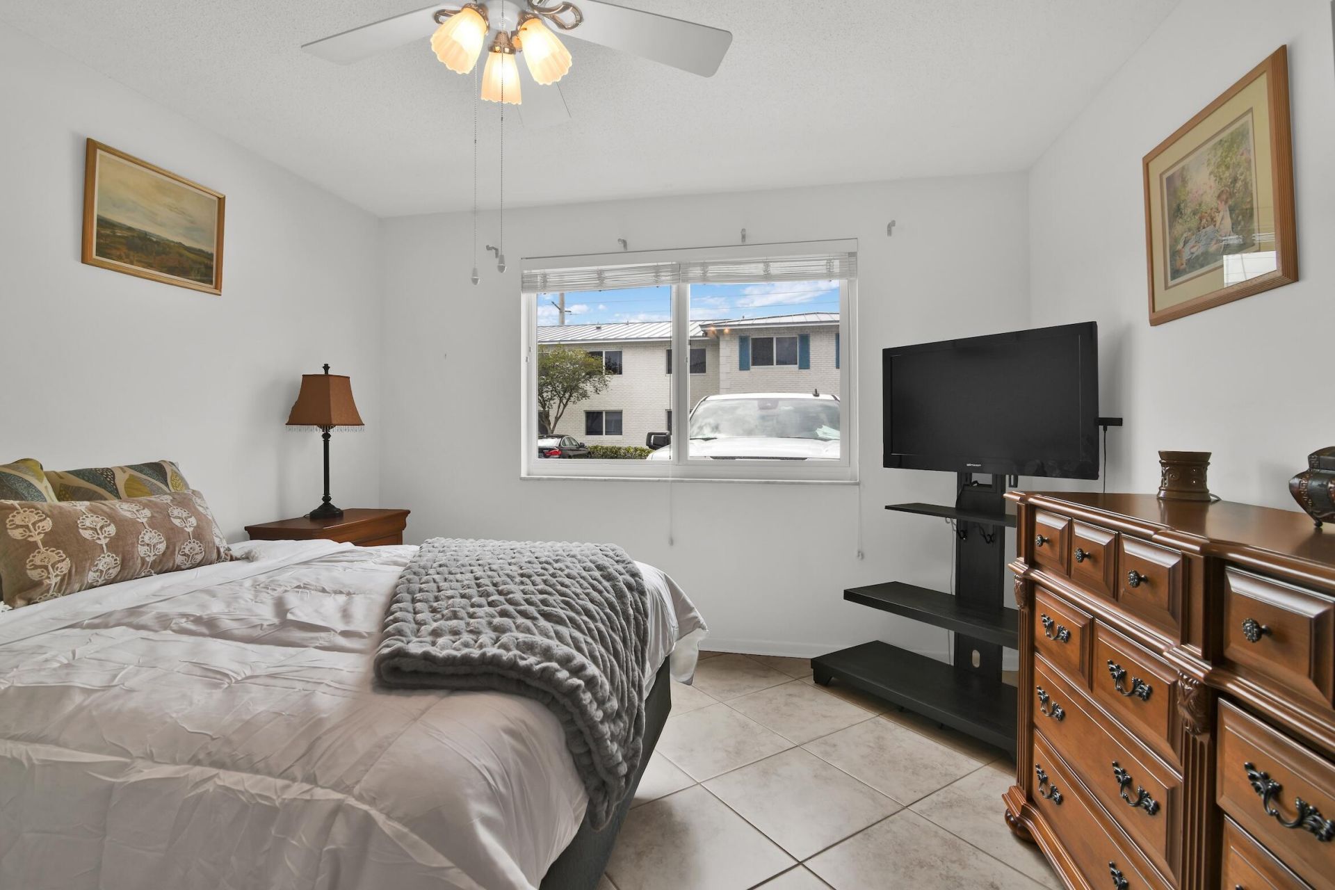 6263 NE 19th Avenue, Unit 1011, Fort Lauderdale, FL 33308 Photo