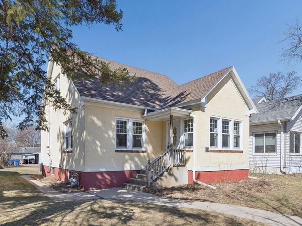 39 Mckinley Place N, Saint Cloud, MN 56303