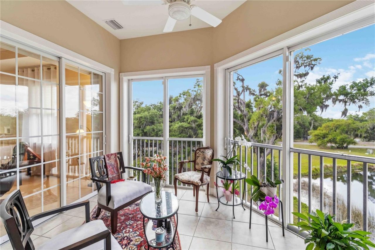 5246 Manorwood Drive, Unit 4C, Sarasota, FL 34235 Photo