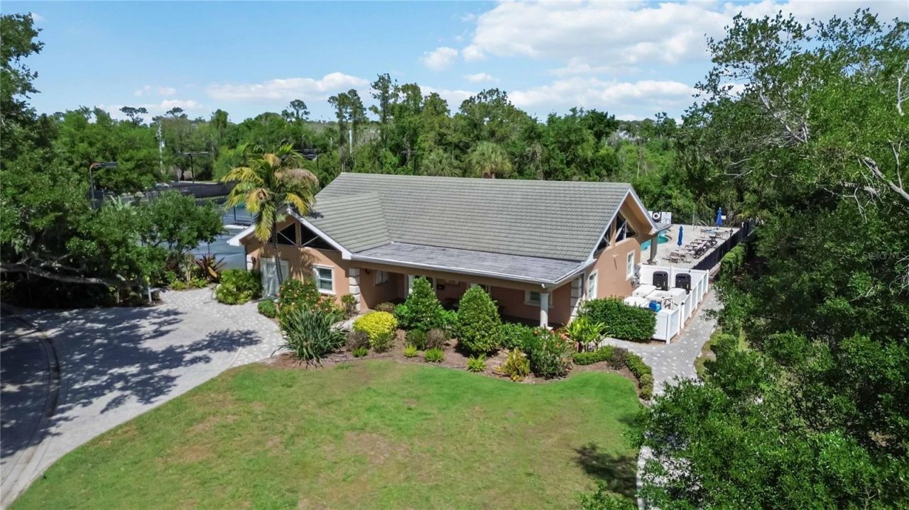 5246 Manorwood Drive, Unit 4C, Sarasota, FL 34235 Photo