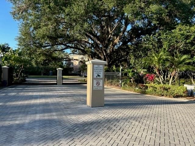 5246 Manorwood Drive, Unit 4C, Sarasota, FL 34235 Photo