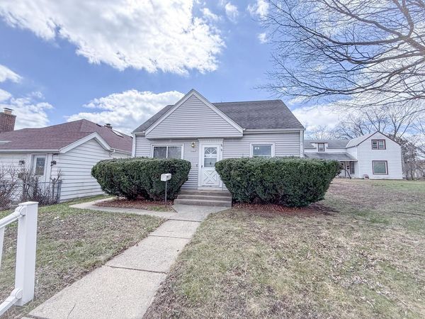 9007 W Greenfield AVENUE, West Allis, WI 53214