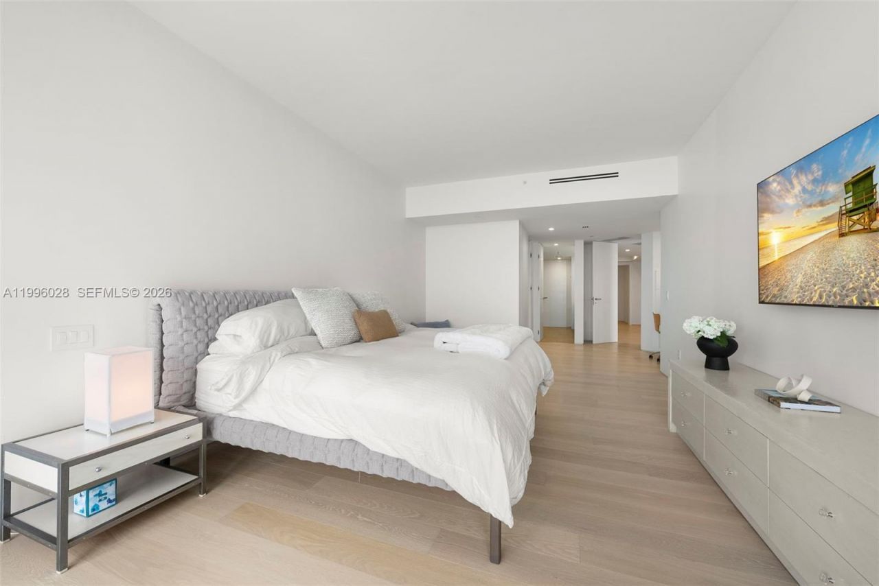 100 S Pointe Dr , Unit 1906/07, Miami Beach, FL 33139 Photo