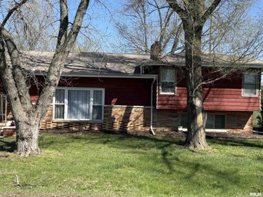 103 ORR Avenue, Pekin, IL 61554