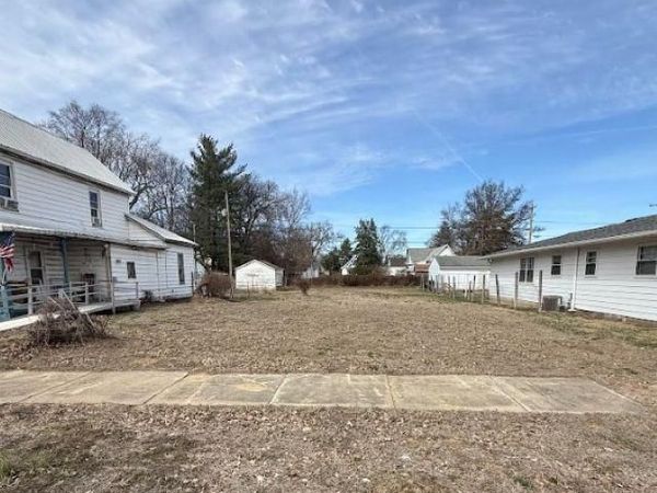820 N 12Th Street, Vincennes, IN 47591