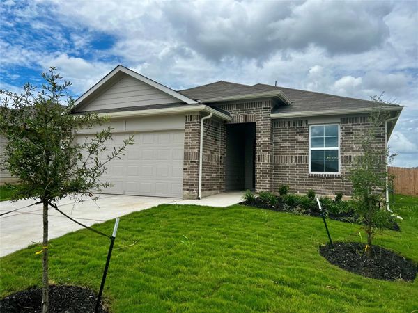 316 Abbey LN , Lockhart, TX 78644