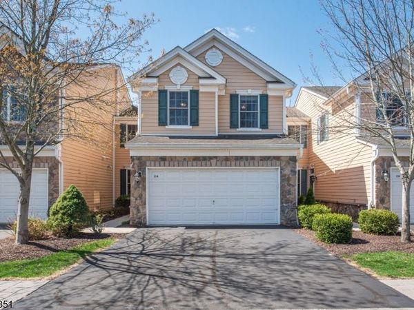 24 Hopkins Ct, Parsippany-Troy Hills, NJ 07054