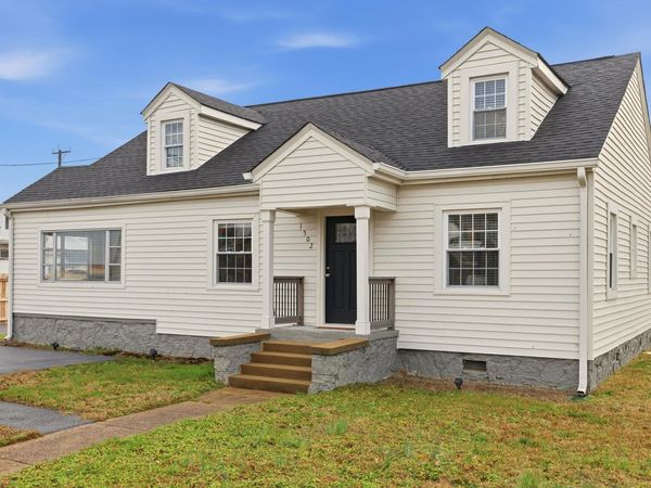 1502 Tombras Avenue, Chattanooga, TN 37412