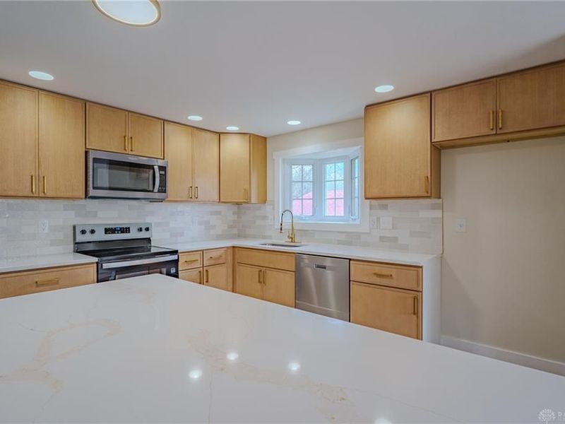 5055 Hahn Avenue, Mad River Township, OH 45324 Photo 13