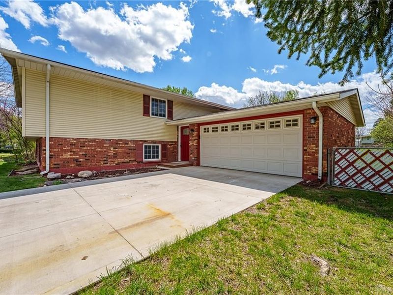 5055 Hahn Avenue, Mad River Township, OH 45324 Photo 4