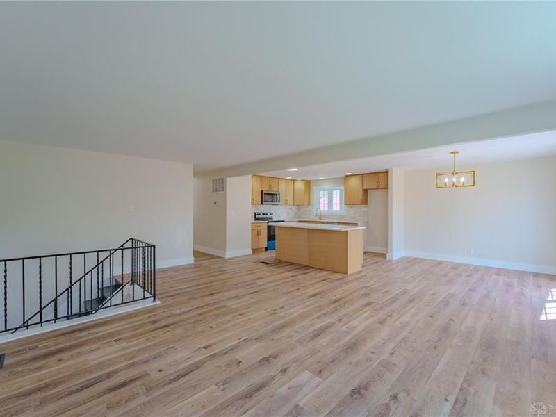 5055 Hahn Avenue, Mad River Township, OH 45324 Photo 9