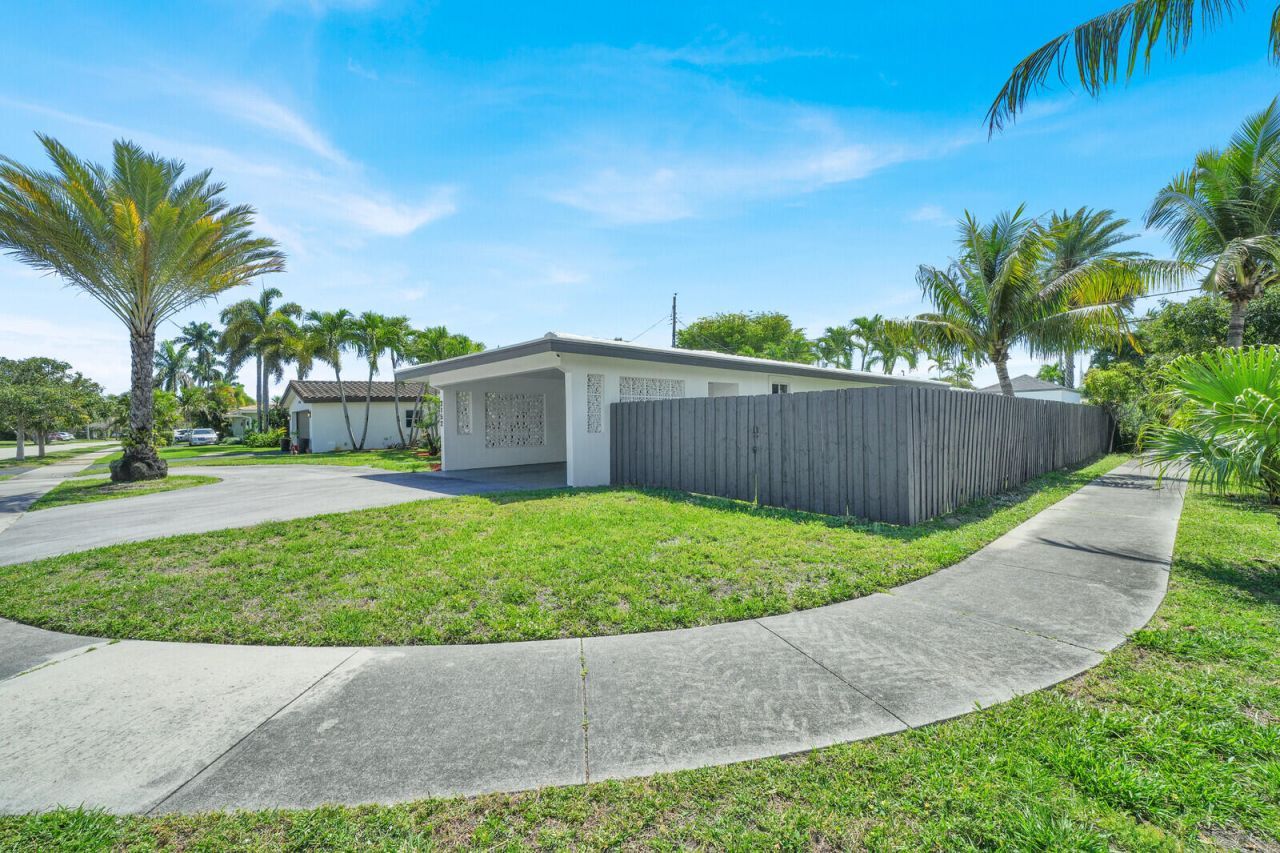 2152 NE 61st Court, Fort Lauderdale, FL 33308 Photo