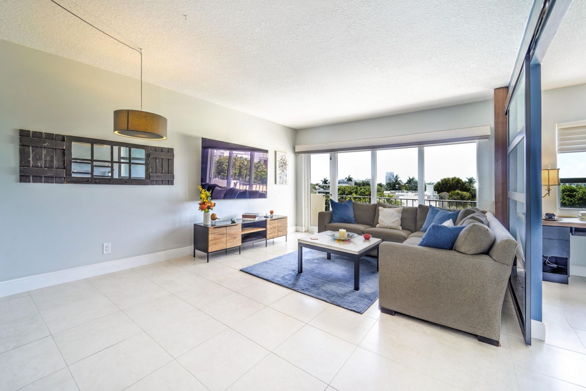 2500 E Las Olas Boulevard, Unit 403, Fort Lauderdale, FL 33301 Photo
