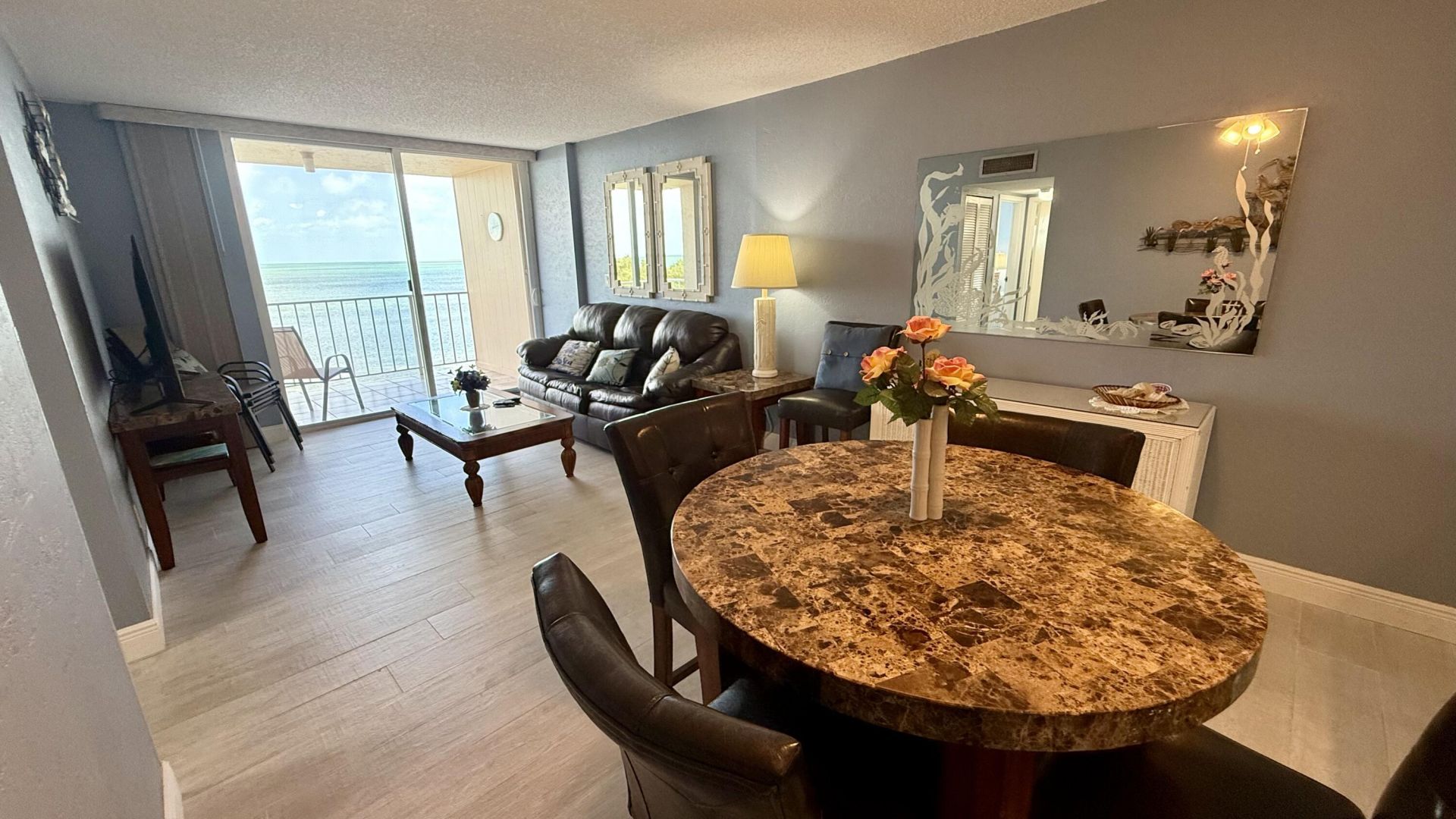 88500 Overseas Highway, Unit APT 422, Tavernier, FL 33070 Photo