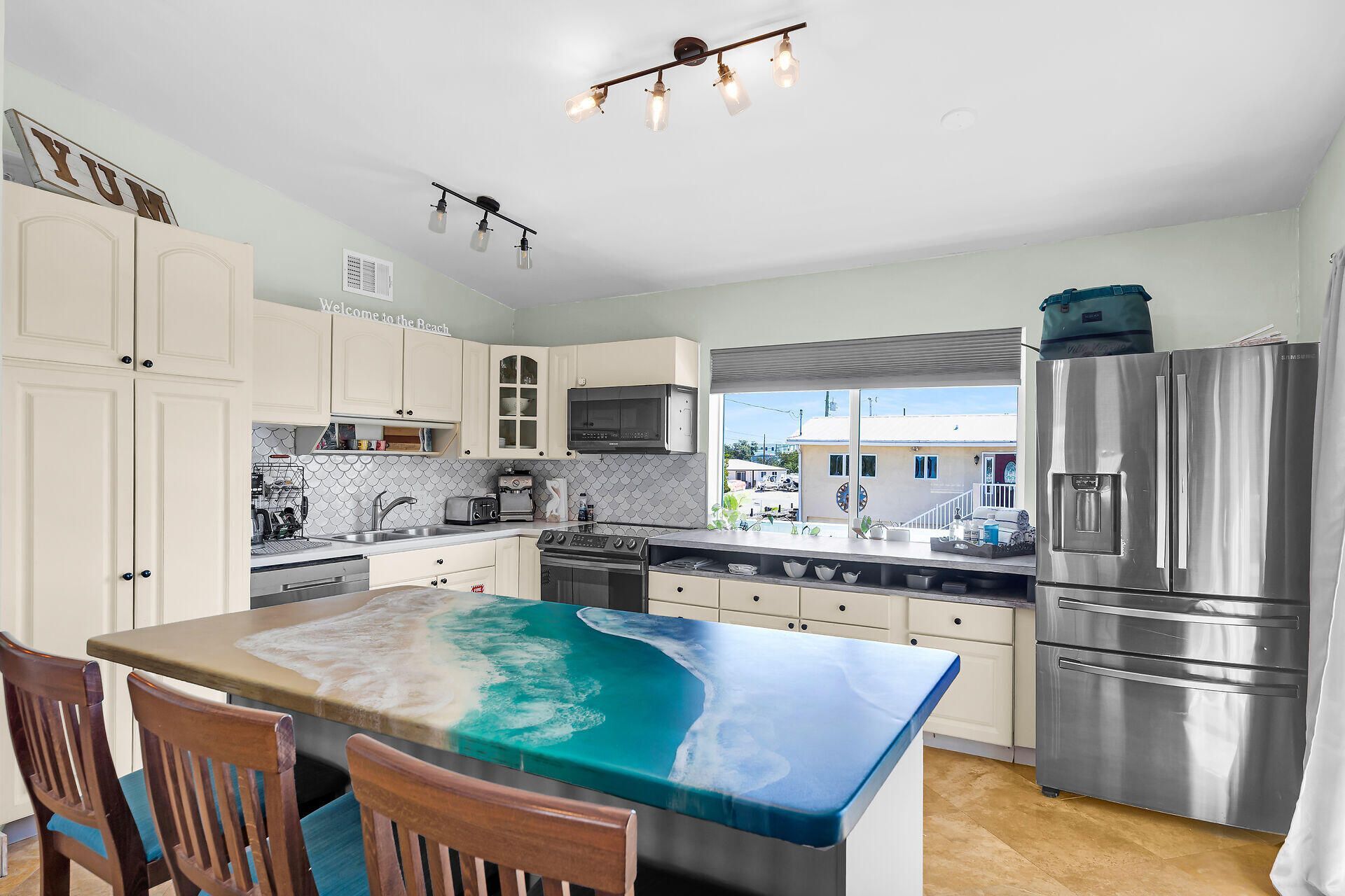 6501 Oceanview Avenue, Marathon, FL 33050 Photo