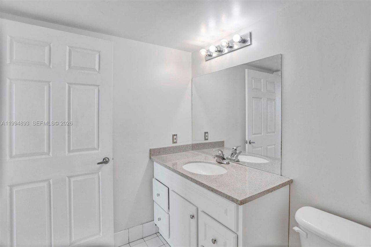 3000 Coral Way, Unit 412, Miami, FL 33145 Photo